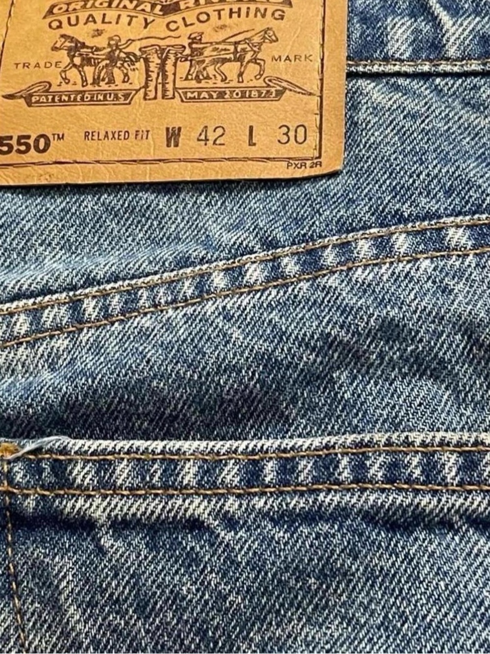 Vintage 90s Levi's 550 Orange Tab Relaxed Fit Men's Jeans Blue Wash 42x30